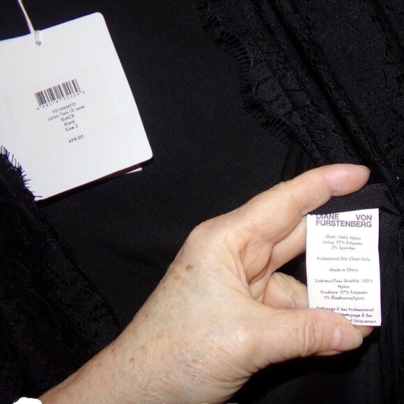 NWTS DVF SZ.2,JULIAN TWO LONG SLEEVE BLACK LACE WRAP DRESS - Picture 6 of 9